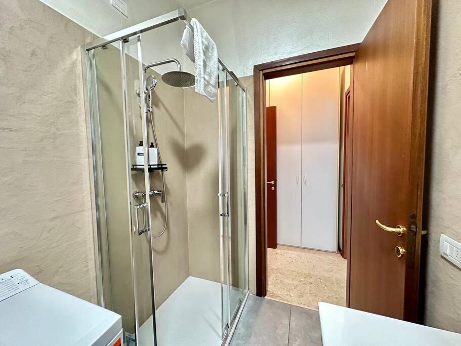 Low Cost Holiday An Business House And Free Park By Revenue House كومو المظهر الخارجي الصورة