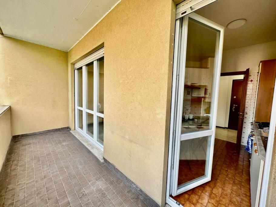 Low Cost Holiday An Business House And Free Park By Revenue House كومو المظهر الخارجي الصورة